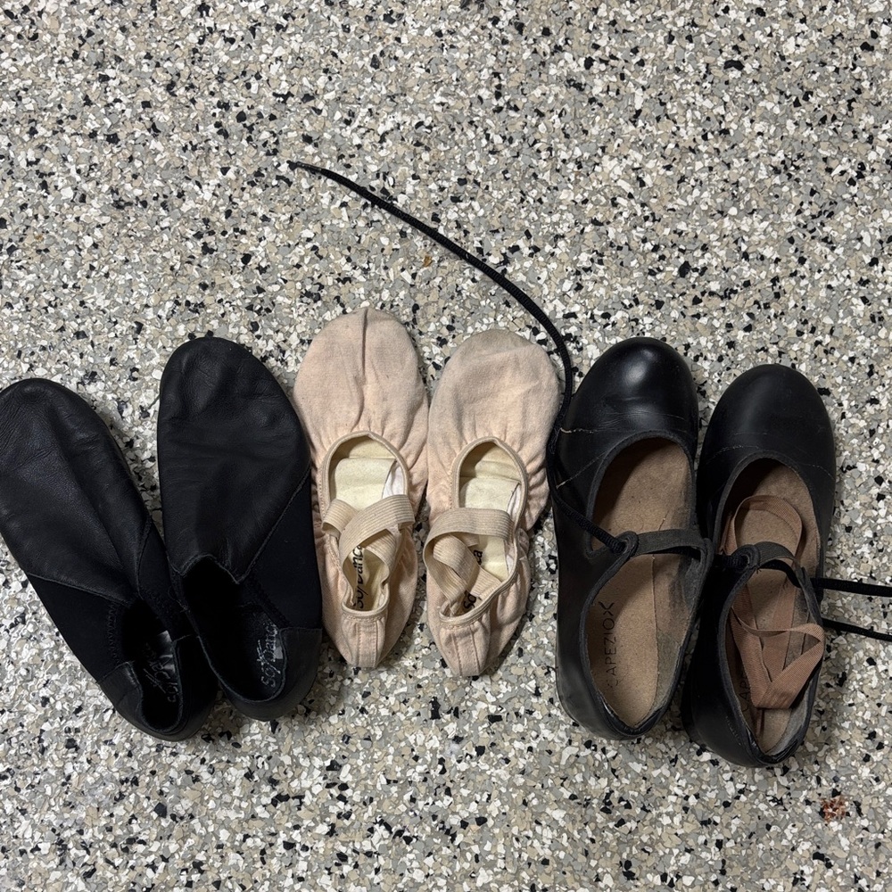 Black and Beige Dance Shoes Set